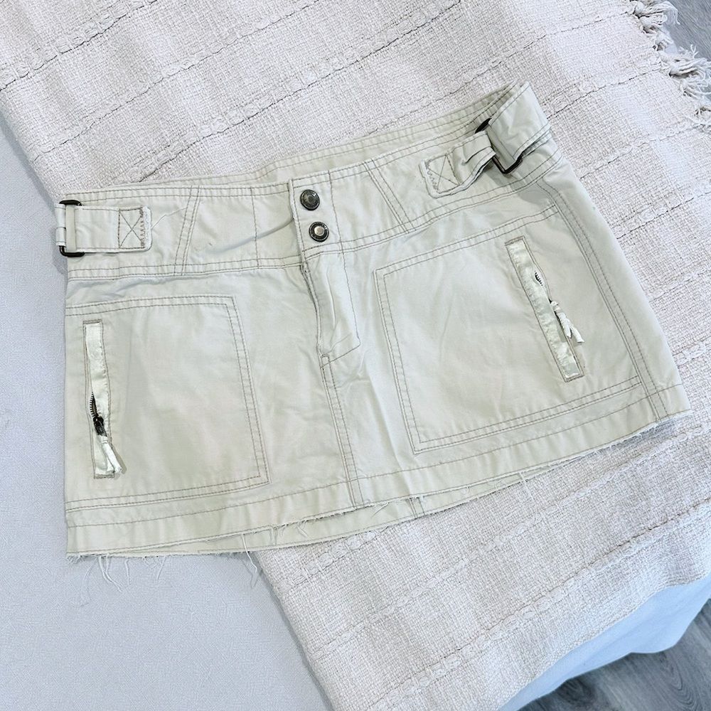 Stylish Cream Mini Skirt